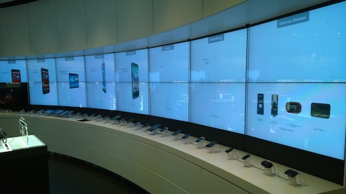 Smartphone and Tablet wall Verizon Destination Store