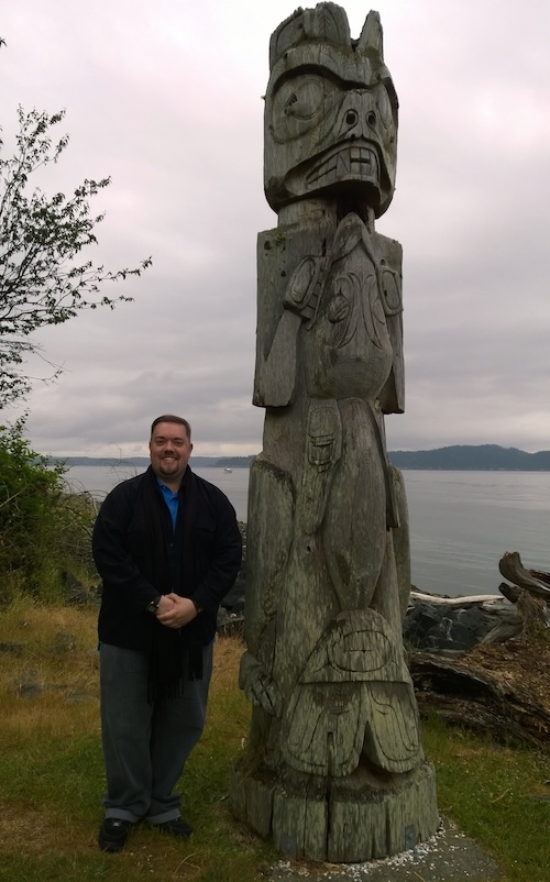 Tillicum Village Totem Pole With Chris
